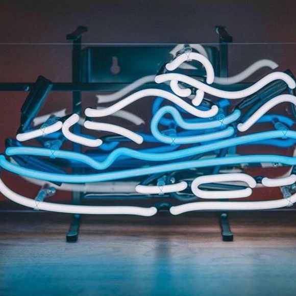 NEW SHOES - Picture 2 of 2